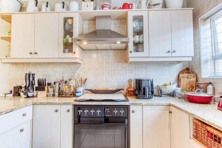 3 Bedroom Property for Sale in Somerset Ridge Western Cape